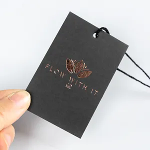 Etiquettes volantes en papier avec logo personnalisé pour carte de vêtements Etiquettes et étiquettes tissées pour perruque Etiquettes pour vêtements avec taille