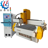 Machine de gravure CNC à tête pivotante 4 axes 1325 robuste pour le bois, routeur à bois pour sculpture 3D à vendre