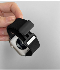 ग्रीष्मकालीन नई शैली लाइची पैटर्न सिलिकॉन चुंबकीय सक्शन खेल iwatch 9 बैंड नरम आरामदायक हल्के लोचदार घड़ी - Product Image 3