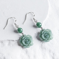 Natürliche A-Klasse Jade Bohnengrün Rosenblüten-Ohrhänger S925 Sterling Silber Eisartiger Jade Modische Damenohrringe