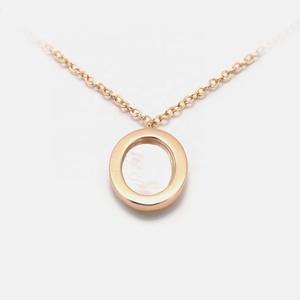 NOUVEAU Dainty Vierge Marie Collier <span class=keywords><strong>Camée</strong></span> Pendentif Plaqué Or <span class=keywords><strong>sur</strong></span> Laiton Coquille Marie Pendentif Collier 18 Pouces En Gros Bijoux Cadeaux - Product Image 6