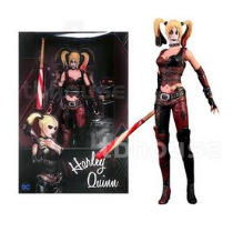 Figura de Acción Coleccionable de PVC de NECA SHF Suicide Squad para Quinn con Embalaje en Caja de Color - Product Image 6