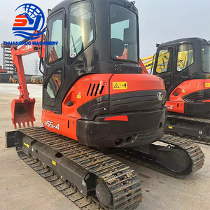 Excavadora de cadenas Kubota U55-4, peso operativo de 5.5 toneladas, con cazo de excavación de capacidad de 0.31m³, modelo usado. - Product Image 1