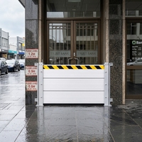 Barrière anti-inondation en alliage d'aluminium de qualité industrielle, barrière d'eau robuste pour les zones portuaires et les quais