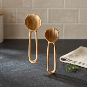 Juego de 4 Cucharas de Madera de Mango Sostenible BotaniCraft Premium, con Diseños de Hojas Esmaltadas Inspirados en la Naturaleza, Resistentes al Calor - Product Image 1
