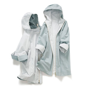 Nouvelle arrivée Manteau de pluie pour femmes Usine en Chine Prix bon marché Logo personnalisé Vêtements d'extérieur Manteau <span class=keywords><strong>trench</strong></span> à capuche imperméable - Product Image 1