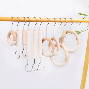 Solid wood S-<b>hooks</b>, <b>hooks</b>, clips, scarf loops, clothing store S-<b>hooks</b>, <b>display</b> props and accessories, clothes hangers. - Product Image 2