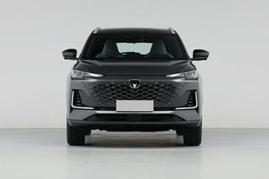 Changan CS55 Plus 2025, SUV con Volante a la Izquierda, Híbrido Enchufable (PHEV), Vehículo Eléctrico Nuevo, Fabricado en China, en Venta - Product Image 3