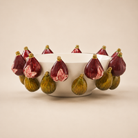Decoratieve keramische vaas met botanisch fruitrelief, sculpturale vaascollectie voor hotel, villa, woonkamer, tafeldecoratie