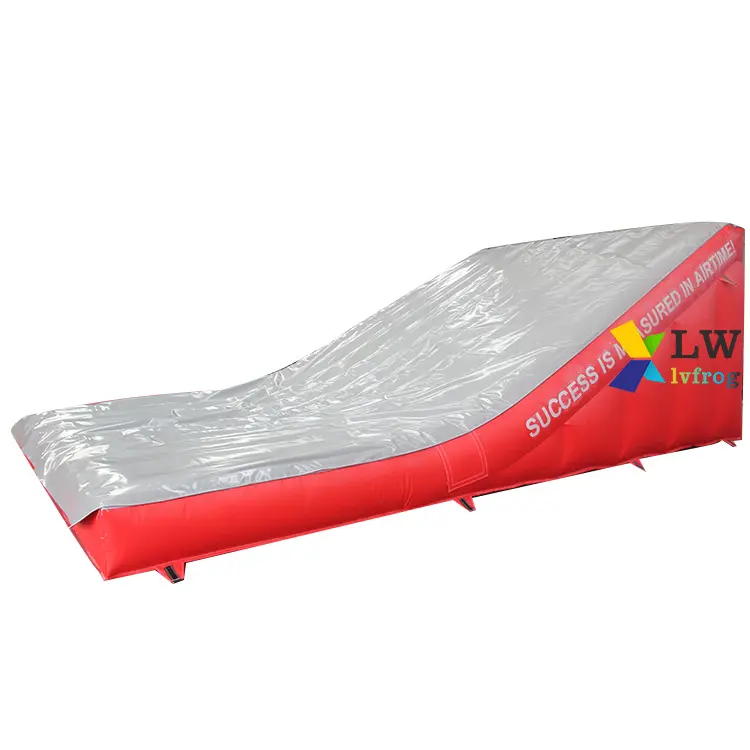 Customized Extreme Sport Stunt Airbag Bike Jump Airbag Landing BMX / Inflatable Airbag Landing Ramp For Skiing