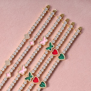 Nuovo Arrivo Set di Tre Bracciali in Ottone Placcato <span class=keywords><strong>Oro</strong></span> 18K con Cuore e Farfalla Rosa, Gioielli alla Moda con Zirconia Cubica - Product Image 4