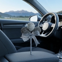 Ornement de voiture en forme de ballon de confession, incrusté de strass et de diamants, mignon et créatif, en argile polymère scintillante, fait main, flacon de parfum, Yiwu