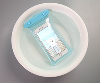 Vente chaude pochette de téléphone étanche eau flottant coque de téléphone étanche natation plongée sèche housse de sac suspendu pour iPhone 15 pro