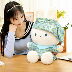 Peluche Lapin Pyjama Mignon Super Doux à Imprimé Lune, Vêtement de Nuit, Cadeau d'Anniversaire pour Enfants, Vente en Gros et au Détail - Product Image 4