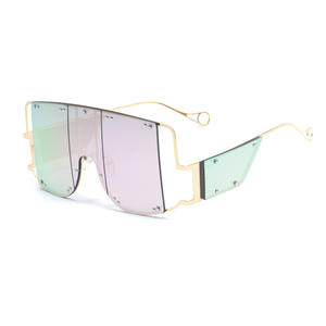UNOC 2021, gafas de sol extragrandes de lujo para mujer con tachuelas Siamesas, montura de Metal dorado y plateado, gafas parasol - Product Image 5