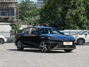 2026 B-YD Seal 07 DM-<span class=keywords><strong>i</strong></span> 1.5T 230km Versione Honor Berlina Ibrida Plug-in di Medie Dimensioni Lusso Comfort Business Auto Vendita all'Ingrosso di Fabbrica - Product Image 5