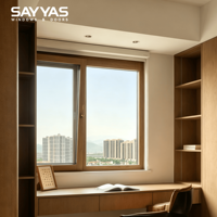 Fenêtre en bois recouvert d'aluminium SAYYAS pour villas et projets résidentiels avec triple vitrage rempli d'argon, faible émissivité et couleurs personnalisées