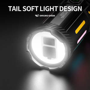 สไมล์ลิ่ง ชาร์ค M77 ไฟฉาย LED แบบชาร์จไฟได้ ปรับซูมได้ ความสว่างสูง แสงสีขาว ใช้กลางแจ้ง - Product Image 4
