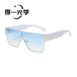 Square Oversized <b>Sunglasses</b> UV400 PC Frame Unisex Fashion Style - Product Image 4