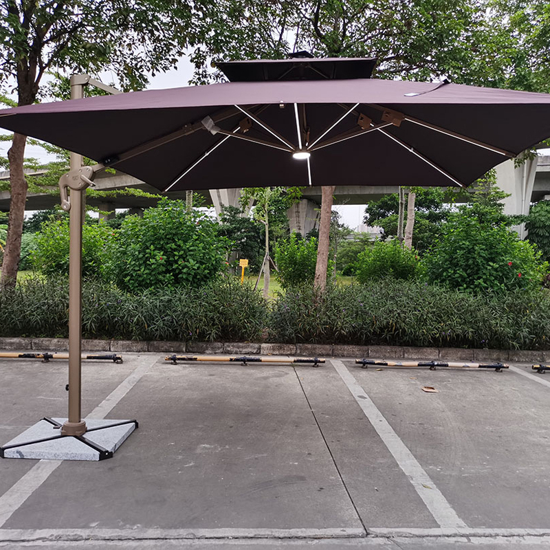 Round Solar Power Outdoor LED Light