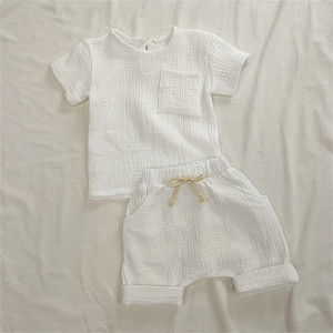Set di vestiti per bambini in cotone biologico - Product Image 1