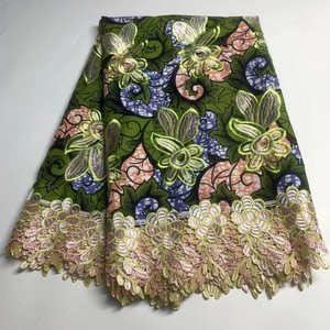 Tissu Voile Dentelle de Haute Qualité Style Dubaï Épais Nouveau Design <span class=keywords><strong>Suisse</strong></span> Très Sec Africain en Coton à Fleurs Couleur Kaki - Product Image 1