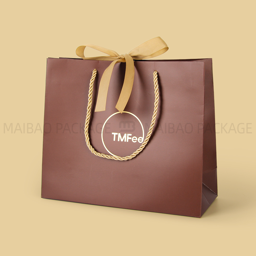 Custom Printed Brand Logo Luxury Black Paper Jewelry Cosmetic Shoes Clothing Packaging Bag, Gift Shopping Paper Bag With Handle