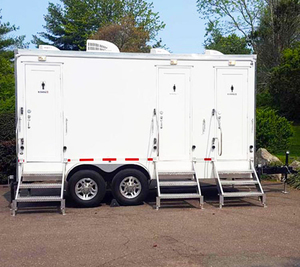 Di động nhà vệ sinh Cắm Trại Di động nhà vệ sinh Trailer các nhà sản xuất sang trọng di động phòng tắm nhà vệ sinh ngoài trời Tùy Chỉnh hiện đại 1200kg - Product Image 2