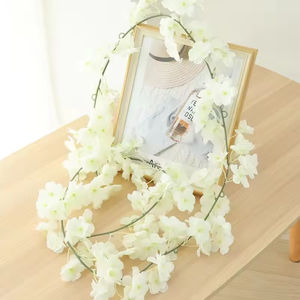 Guirlandes artificielles de fleurs de cerisier en soie, faites à la main, modernes, pour Noël, mariage, décoration intérieure, plafond, vente en gros - Product Image 2