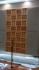 Panel Acústico Ignífugo y Ecológico Jinghuan con Chapa de Madera para Salas Audiovisuales, Alta Absorción de Sonido - Product Image 6