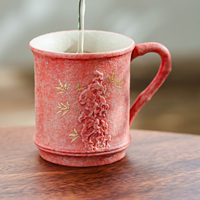 Tasse en céramique de style chinois avec poignée en bambou, motif pierre de Taihu, contour or rose, rouge silex, pour thé et café, cadeau
