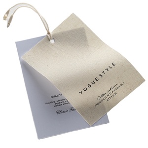 Thấp Moq Tùy Chỉnh Hình Vuông Kích Thước Laser Cắt May Trên Thân Thiện Với Môi Bông Thẻ May Mặc <span class=keywords><strong>3D</strong></span> Logo Dập Nổi Bền Cho Giày Túi - Product Image 2