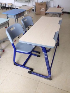 Conjunto <span class=keywords><strong>de</strong></span> Escritorio y Silla Doble <span class=keywords><strong>de</strong></span> Madera Moderna y Cómoda <span class=keywords><strong>de</strong></span> 120x50cm para Estudiantes, para Uso en el Aula - Product Image 3