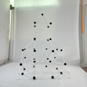 Kit de construction de château et de <span class=keywords><strong>fort</strong></span> qui brillent <span class=keywords><strong>dans</strong></span> le noir (130 pièces) - Jouet éducatif créatif STEM pour enfants - Product Image 4