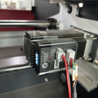 Imprimante à solvant écologique 1,6 m 1,8 m, imprimante jet d'encre pour autocollants en vinyle