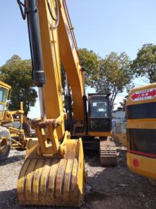 เครื่องขุดสำหรับแมวมือสอง330D 30Ton หนักผ่านการตรวจสอบแล้ว - Product Image 3