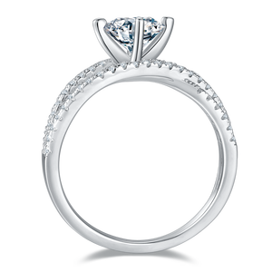 แหวนเพชรทรงกลม 1 กะรัต สี D สร้างในห้องปฏิบัติการ ยี่ห้อ J&C Luxury ตัวเรือนเงินแท้ S925 เครื่องประดับชั้นดีสำหรับผู้หญิง ของขวัญวันครบรอบ - Product Image 4