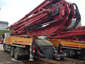 Mezcladora y Bomba de Concreto de Alta Calidad y Durabilidad SYM5465THBF 630SPM 63m con Productividad de Transporte de 180 M³/h y Engranaje Potente - Product Image 4