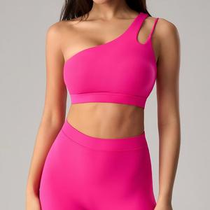 Sujetador deportivo asimétrico de un solo hombro para mujer al por mayor, top corto de yoga con espalda recortada y acolchado, sujetador de running suave como la mantequilla de secado rápido, OEM ODM - Product Image 5
