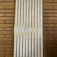 Panneau de plafond en PVC imperméable, ignifuge, insonorisant, décoratif, design imitation bois, garantie 5 ans pour salon