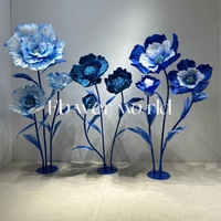 Grandes fleurs artificielles bleues personnalisées fleurs en papier pour les accessoires de décoration de scène de mariage pour les armoires de centre commercial