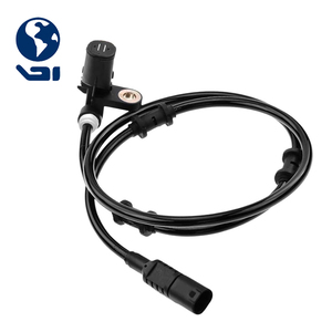 Capteur de vitesse de roue ABS avant droit A1635400817 1635400817 pour <span class=keywords><strong>Mercedes</strong></span>-Benz ML320 1998-2003 ML430 1998-2001 ML500 2002 ML55 <span class=keywords><strong>AMG</strong></span> - Product Image 1