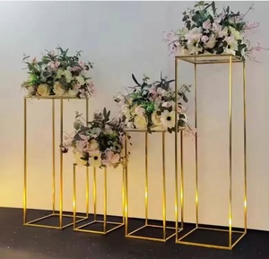 Centrotavola Moderno <span class=keywords><strong>per</strong></span> Matrimoni con Supporto <span class=keywords><strong>per</strong></span> <span class=keywords><strong>Fiori</strong></span>, Vaso Alto in Metallo Dorato 40-100CM, Piedistallo Cilindrico <span class=keywords><strong>per</strong></span> Feste, Ecologico - Product Image 2