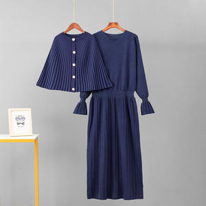 Nouvelle Robe Longue Maxi en Maille Évasée à Col Rond et Manches Longues Boutonnée, Couleur Unie, Ensemble 2 Pièces de Haute Qualité pour Femme avec Châle - Product Image 4