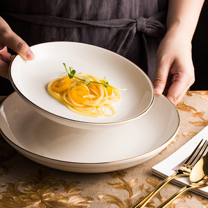 Vente en gros d'usine, ensembles de <span class=keywords><strong>vaisselle</strong></span> en <span class=keywords><strong>porcelaine</strong></span> de luxe à bord doré, pour mariage, assiettes rondes en céramique blanches - Product Image 4