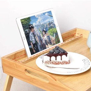 ถาดโต๊ะพับไม้ไผ่ โต๊ะไม้เนื้อแข็งทรงสี่เหลี่ยม โต๊ะวางบนเตียง โต๊ะน้ำชาสำหรับตั้งแคมป์ ไม่ต้องประกอบ ใช้ได้ทั้งภายนอกและภายในอาคาร - Product Image 1