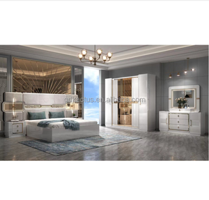 2026 ensemble de meubles de <span class=keywords><strong>chambre</strong></span> à coucher en laque <span class=keywords><strong>blanche</strong></span> moderne très brillant pour adultes ensemble de <span class=keywords><strong>chambre</strong></span> à coucher tête de lit miroir king Size de luxe - Product Image 1
