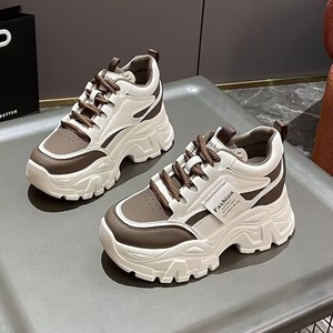 Zapatos Deportivos Casuales de Primavera y Otoño, Nuevos, Versátiles, Estilo Urbano, con Suela Gruesa para Aumentar la Altura - Product Image 2