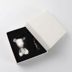 <span class=keywords><strong>Difusor</strong></span> <span class=keywords><strong>de</strong></span> Aromaterapia Personalizado OEM <span class=keywords><strong>de</strong></span> Yeso Sólido con Forma <span class=keywords><strong>de</strong></span> Oso para Coche, Ambientador Ecológico con Aceite Esencial <span class=keywords><strong>de</strong></span> Lavanda para Rejilla <span class=keywords><strong>de</strong></span> Ventilación - Product Image 1