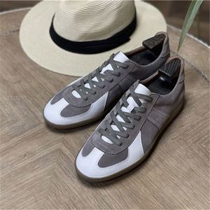 Chaussures d'entraînement allemandes personnalisées pour hommes, fabriquées à la main, style rétro, bout pointu/carré, lacets, baskets antidérapantes, légères et respirantes - Product Image 2